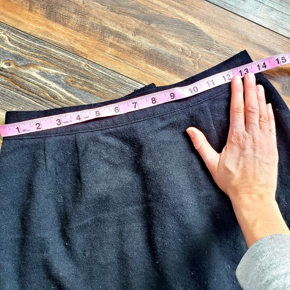 Vintage Black Wool Skirt - Picture 4 of 6